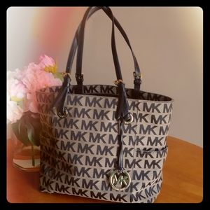 Michael Kors large monogram canvas tote purse